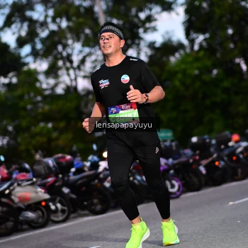 Runner Photo 4099887