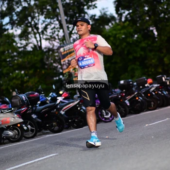 Runner Photo 4099898