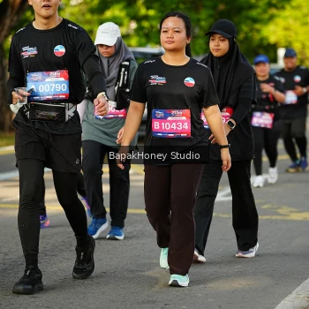 Runner Photo 4100006