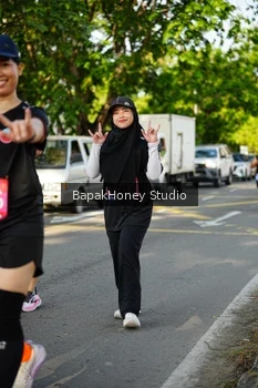 Runner Photo 4100071
