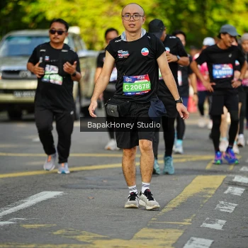 Runner Photo 4100146