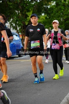 Runner Photo 4100496