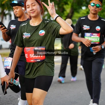 Runner Photo 4100635