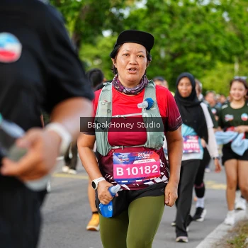 Runner Photo 4100655