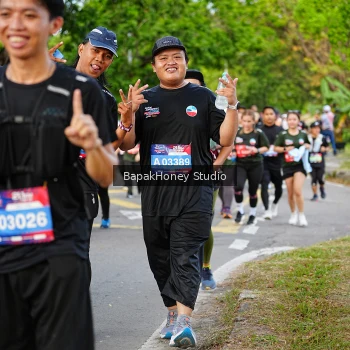 Runner Photo 4100667