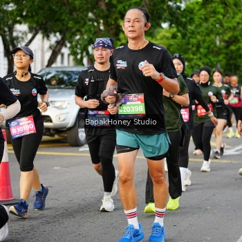 Runner Photo 4100684