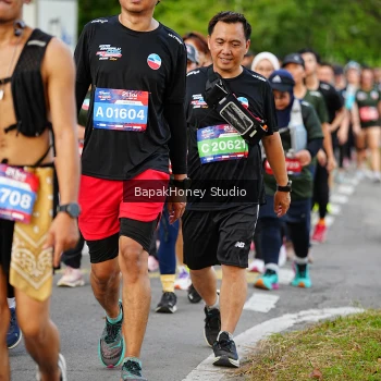 Runner Photo 4100702