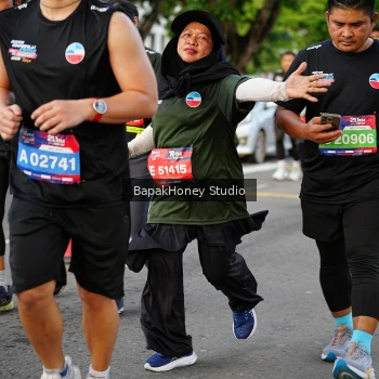 Runner Photo 4100716