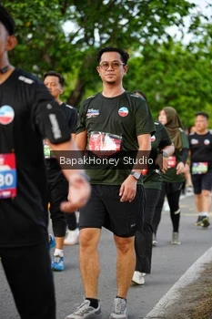 Runner Photo 4100717