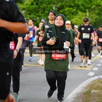 Runner Photo 4100726
