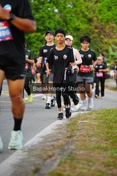Runner Photo 4100745