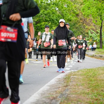 Runner Photo 4100773