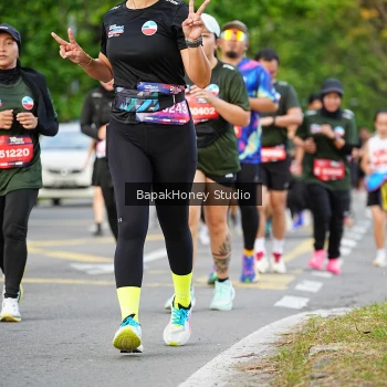 Runner Photo 4100860