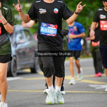 Runner Photo 4100885