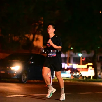 Runner Photo 4100948