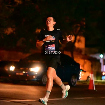 Runner Photo 4100954