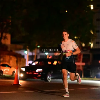 Runner Photo 4100959