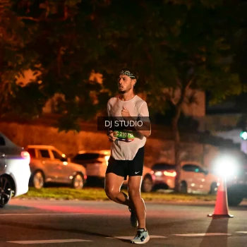 Runner Photo 4100980