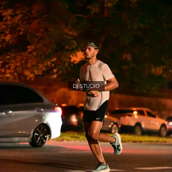 Runner Photo 4100982