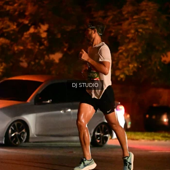 Runner Photo 4100994