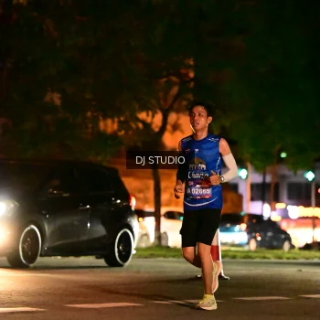 Runner Photo 4101021