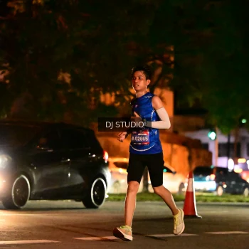 Runner Photo 4101023
