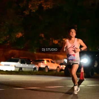 Runner Photo 4101290