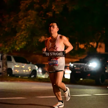 Runner Photo 4101298