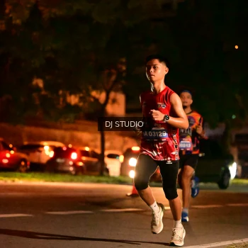 Runner Photo 4101394