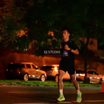 Runner Photo 4101411