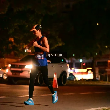 Runner Photo 4101435