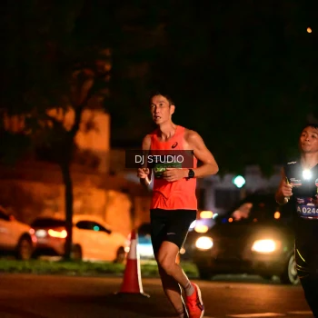 Runner Photo 4101527
