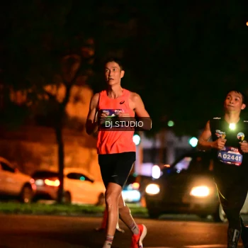 Runner Photo 4101533