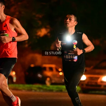 Runner Photo 4101537