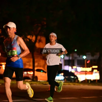 Runner Photo 4101556