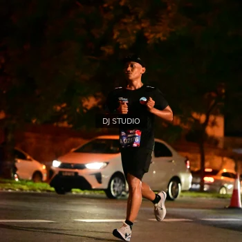 Runner Photo 4101582