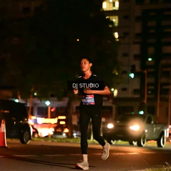 Runner Photo 4101654