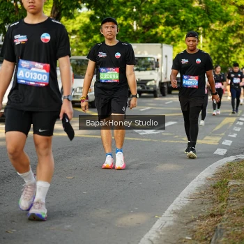 Runner Photo 4102100