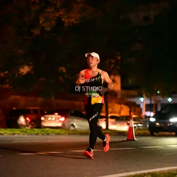 Runner Photo 4102477