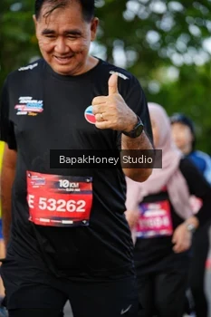 Runner Photo 4102501