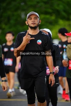 Runner Photo 4102605