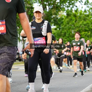Runner Photo 4102800