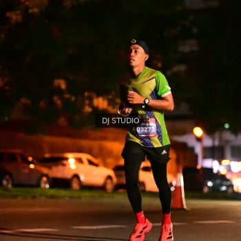 Runner Photo 4103101