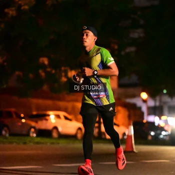 Runner Photo 4103106