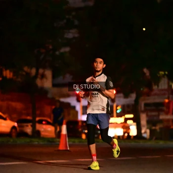Runner Photo 4103243