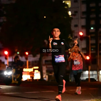 Runner Photo 4103329