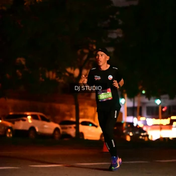 Runner Photo 4103395