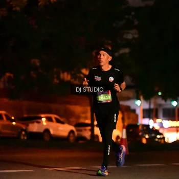 Runner Photo 4103406