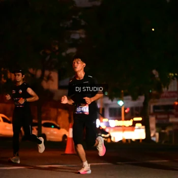 Runner Photo 4103415