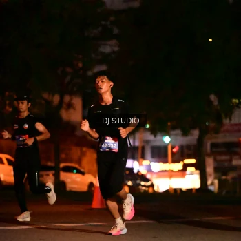 Runner Photo 4103425